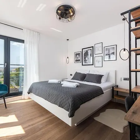 Brand New Olivia 30m From The Sea With Heated Pool And Jacuzzi Villa Zaton (Zadar)