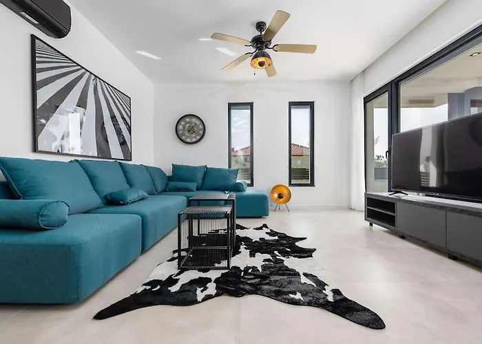 Villa Brand New Olivia 30m From The Sea With Heated Pool And Jacuzzi Zaton (Zadar)