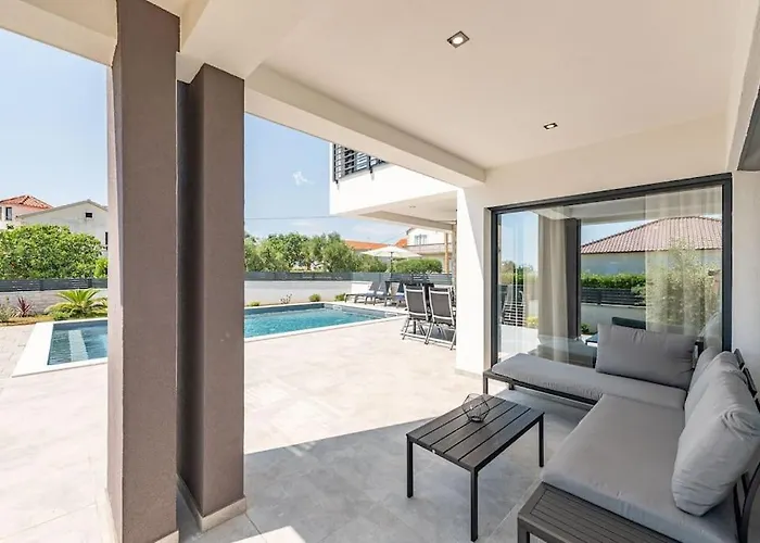 Villa Brand New Olivia 30m From The Sea With Heated Pool And Jacuzzi Zaton (Zadar)